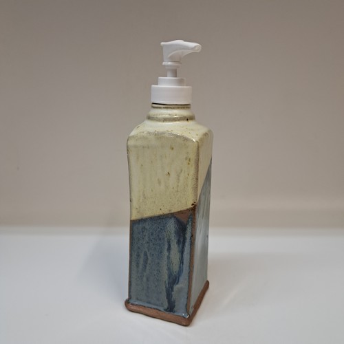 Click to view detail for #251224 Soap Dispenser Blue/Ivory $18